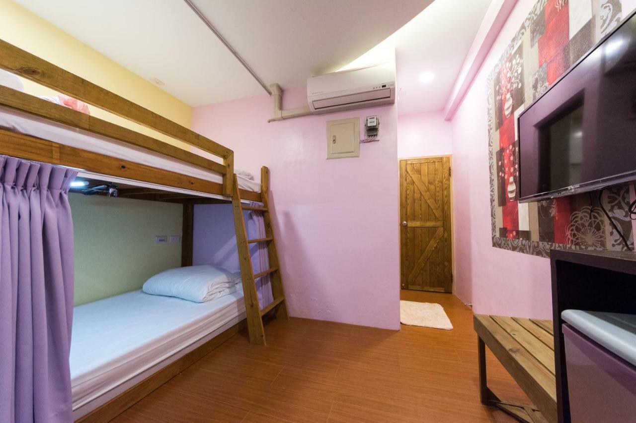 Sunrise Champs Hostel Hualien stad Exteriör bild
