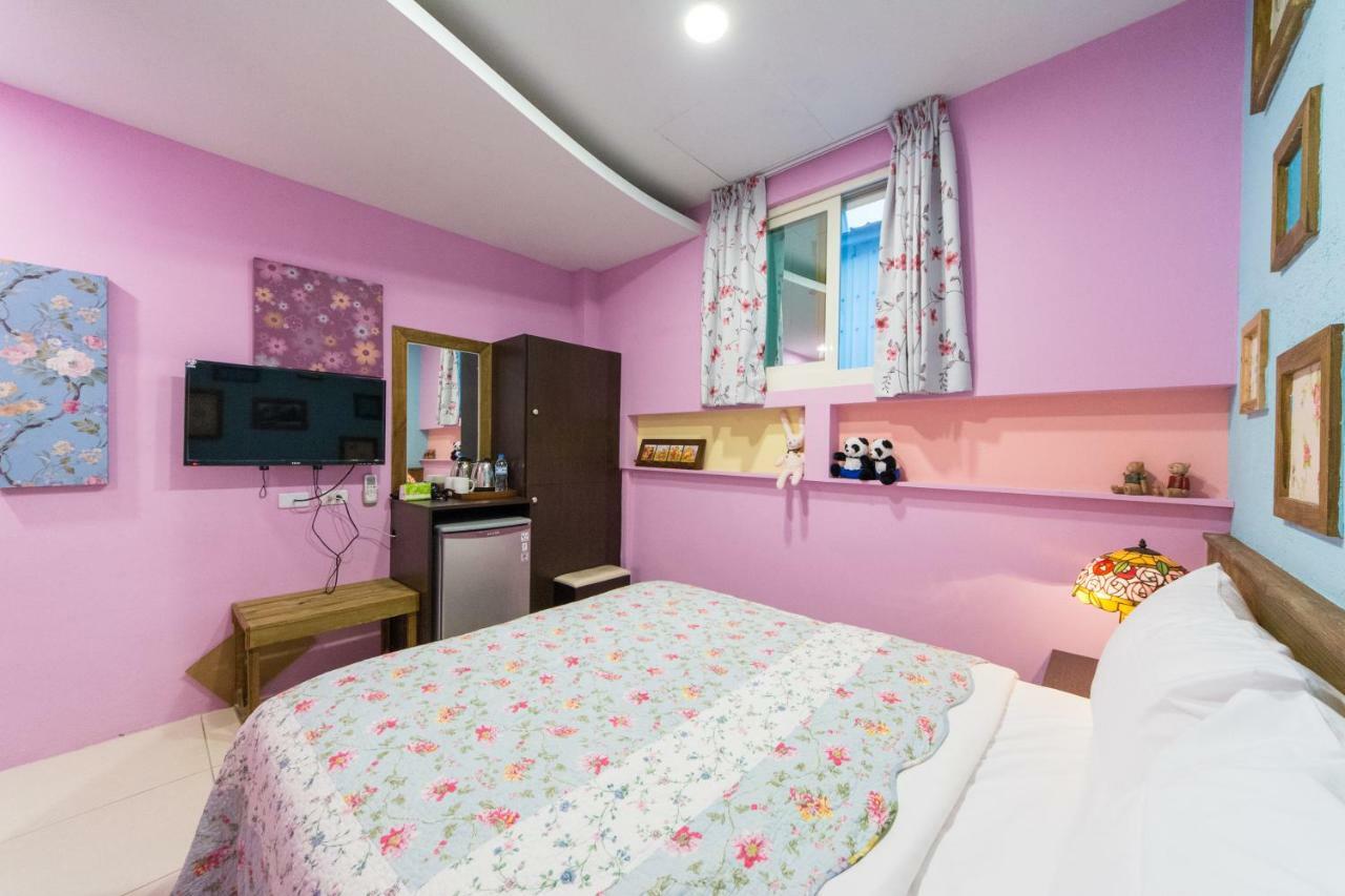 Sunrise Champs Hostel Hualien stad Exteriör bild